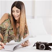 Lezioni di yoga online, guidate passo dopo passo.
Il tuo spazio di benessere… a casa tua.